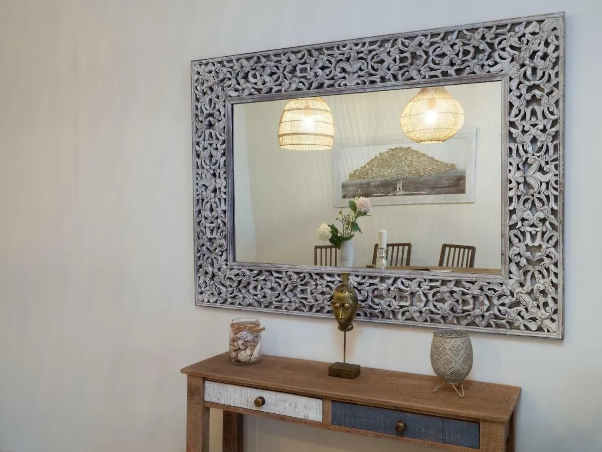 Luxury Two Bedroom Apartment in Los Flamingos, Hoyo 19, Marbella Estepona